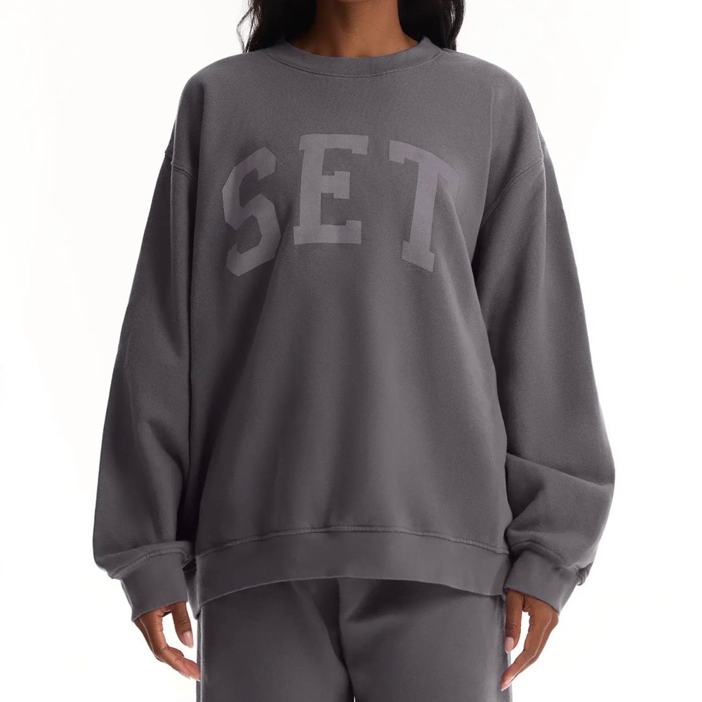 ISO Staple SET Crewneck